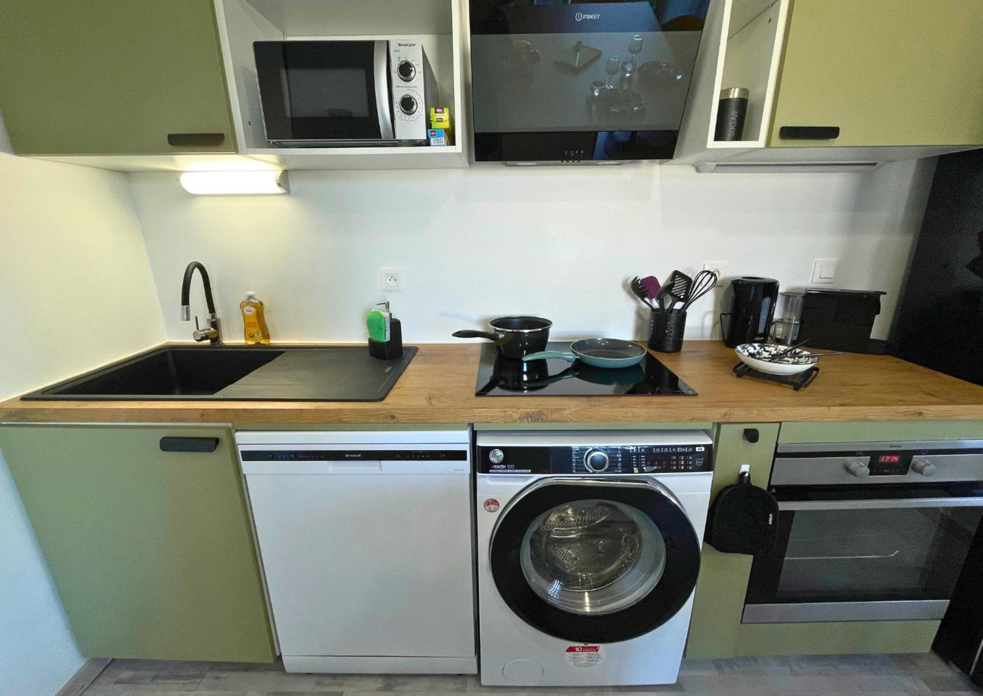 Le Jungle - Parking Et Wifi Gratuit - Balcon - Alexa Apartman Saint-Alban Kültér fotó